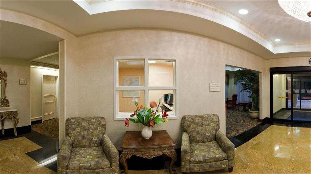 Holiday Inn Express Hotel & Suites Meadowlands Area By Ihg Carlstadt Eksteriør billede