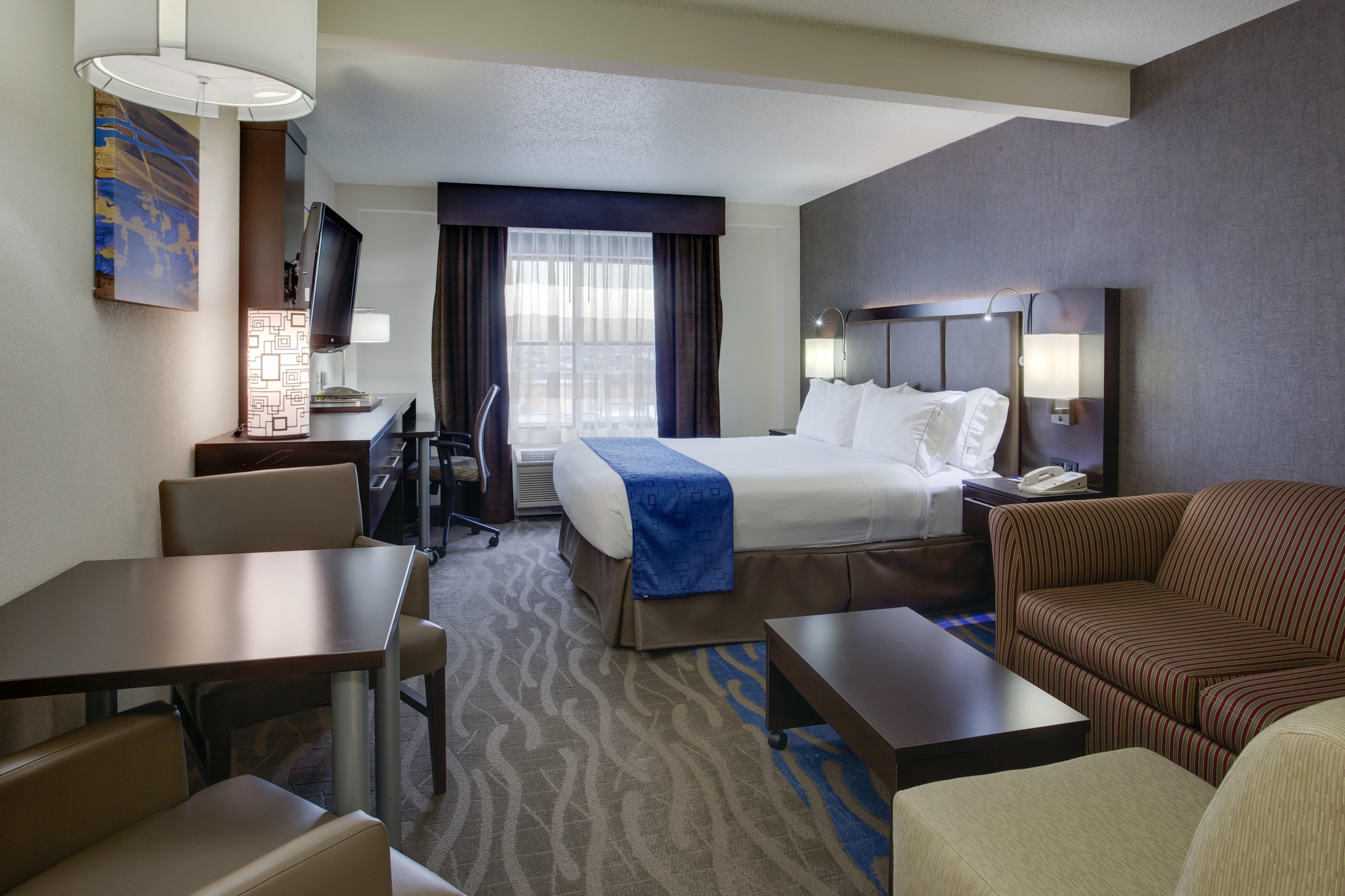 Holiday Inn Express Hotel & Suites Meadowlands Area By Ihg Carlstadt Eksteriør billede