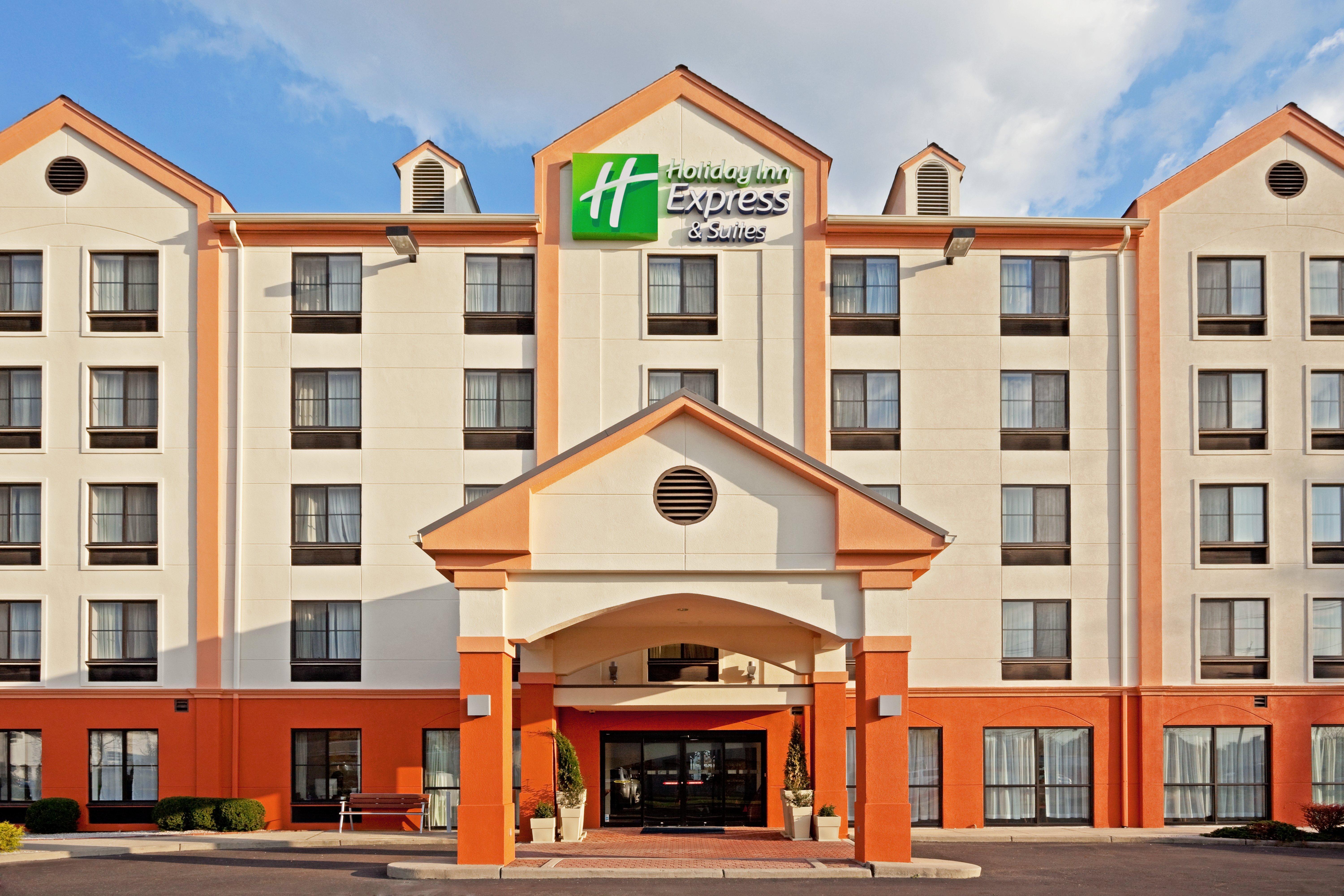 Holiday Inn Express Hotel & Suites Meadowlands Area By Ihg Carlstadt Eksteriør billede