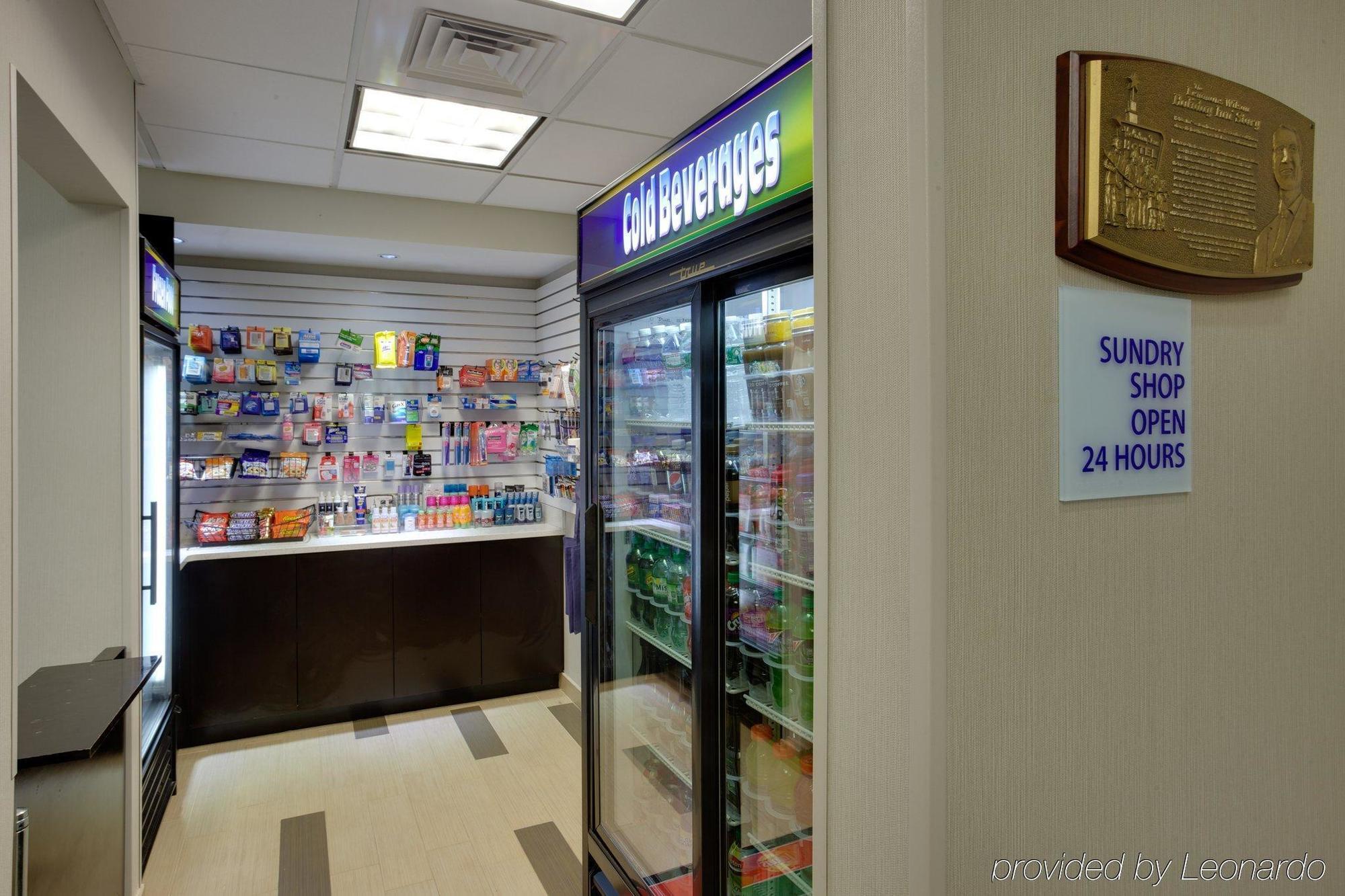 Holiday Inn Express Hotel & Suites Meadowlands Area By Ihg Carlstadt Eksteriør billede